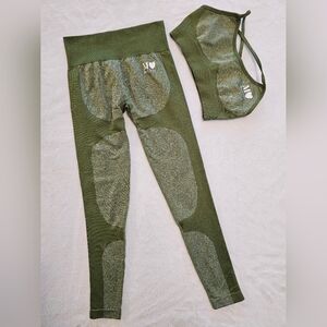 Space Dye Ribbed Criss Cross Back Sports Bra & Leggings Set L